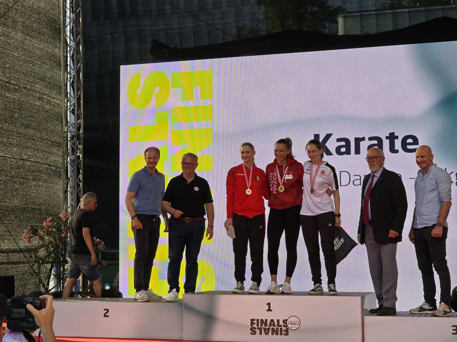 3 Athleten, 3 Medaillen – Ein erfolgreiches Wochenende für den Rebels Karateclub 8