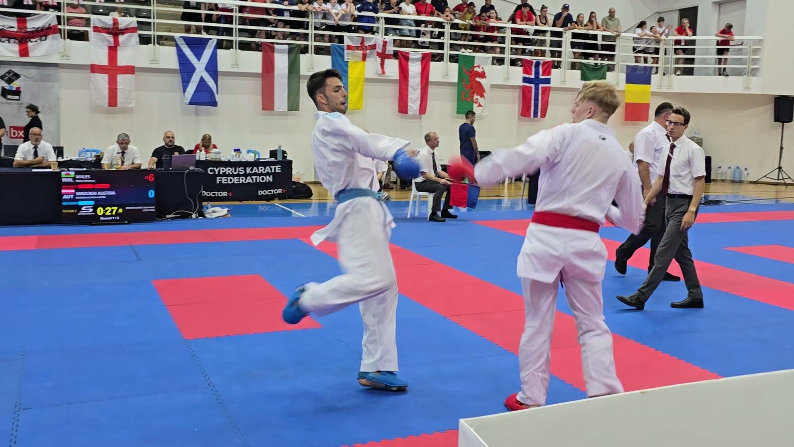 Kumite-Begegnung im Viertelfinale des Teambewerbs gegen Gastgeber Zypern